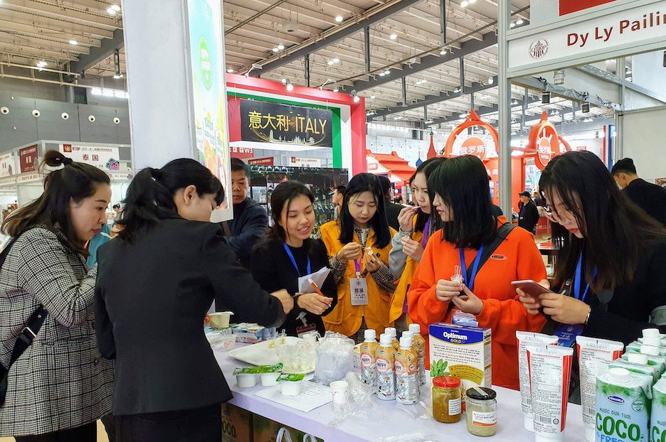Sự[-]kiện[-]ra[-]mắt[-]Vinamilk[-]tại[-]Trung[-]Quốc[-]thu[-]hút[-]truyền[-]thông
